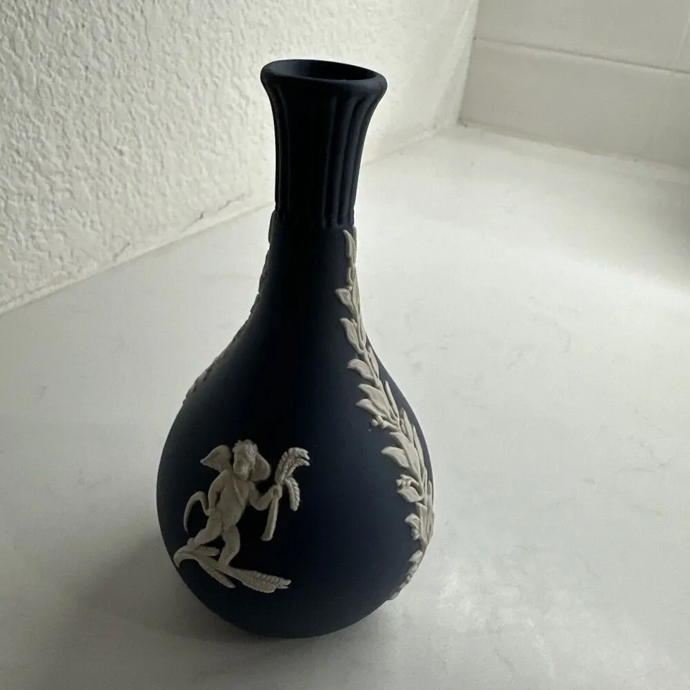 Antique Wedgwood Jasperware Bud Vase in Portland Blue and Cream (5") England - Picture 7 of 13